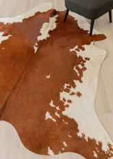 Hereford Brown And White Cowhide Rug (Size: 250 x 210 CM) CHR1926